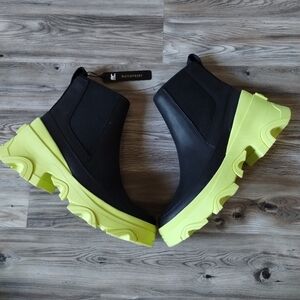 SOREL Women's Brex Waterproof Chelsea Boot in Green and Black